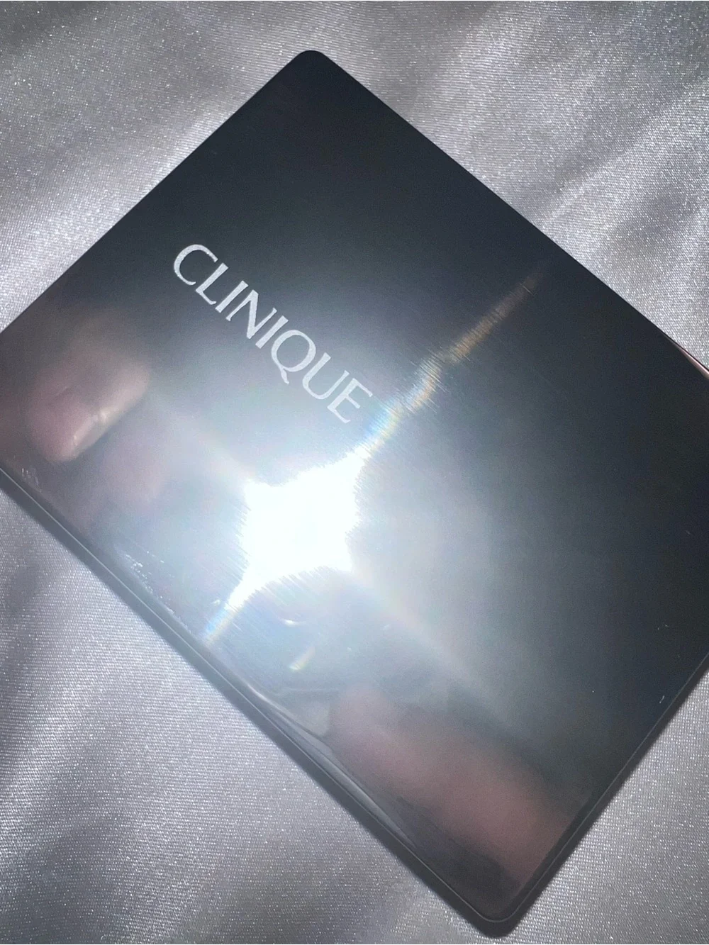 Clinique Compact Makeup Case - Metallic Silver